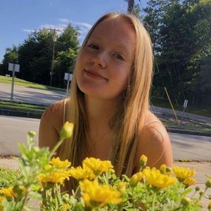 Meet your Posher, Meagan